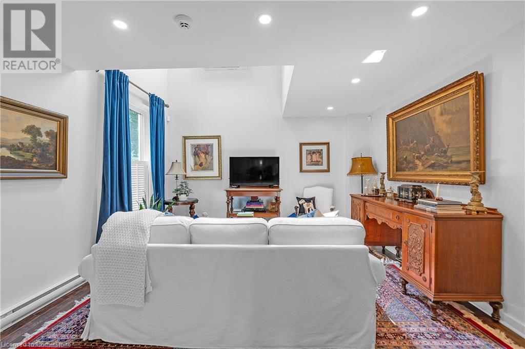 23 Macaulay Street W Unit# 3, Hamilton, Ontario  L8L 1E6 - Photo 12 - XH4202244