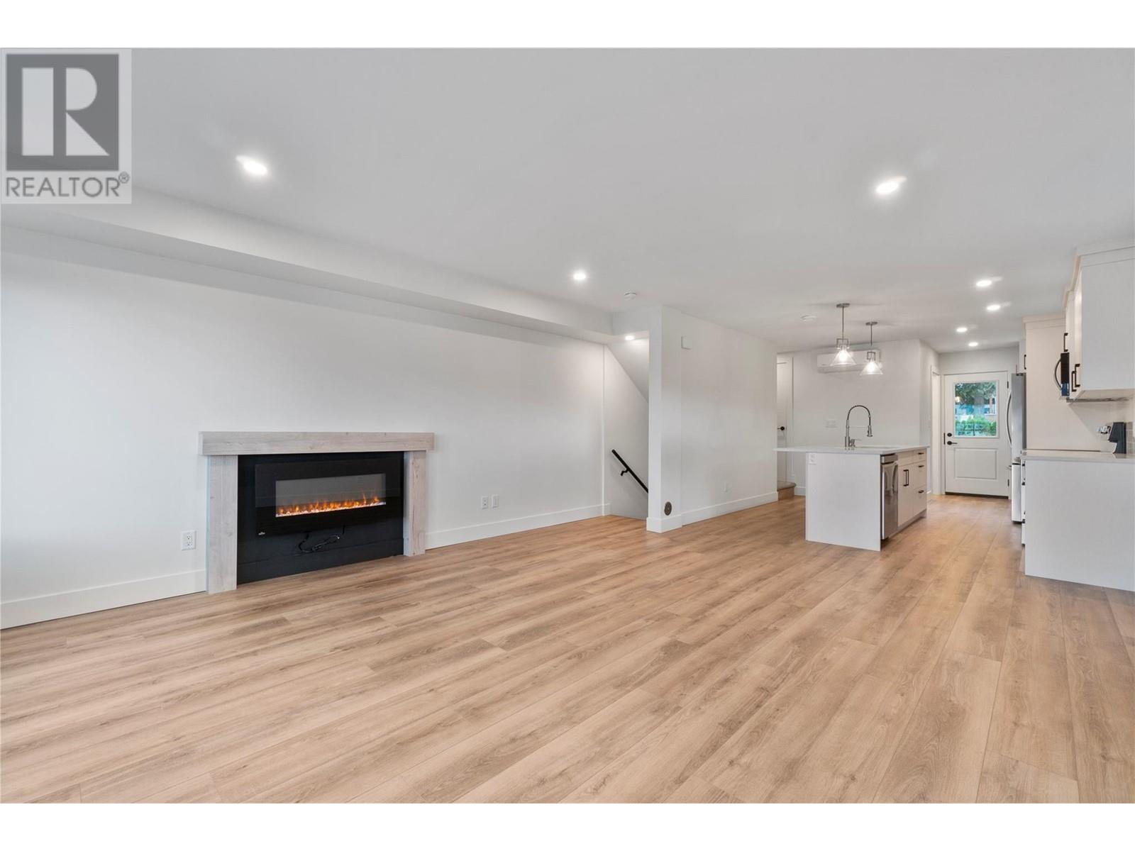 981 12 Street SE Unit# 23, Salmon Arm, British Columbia