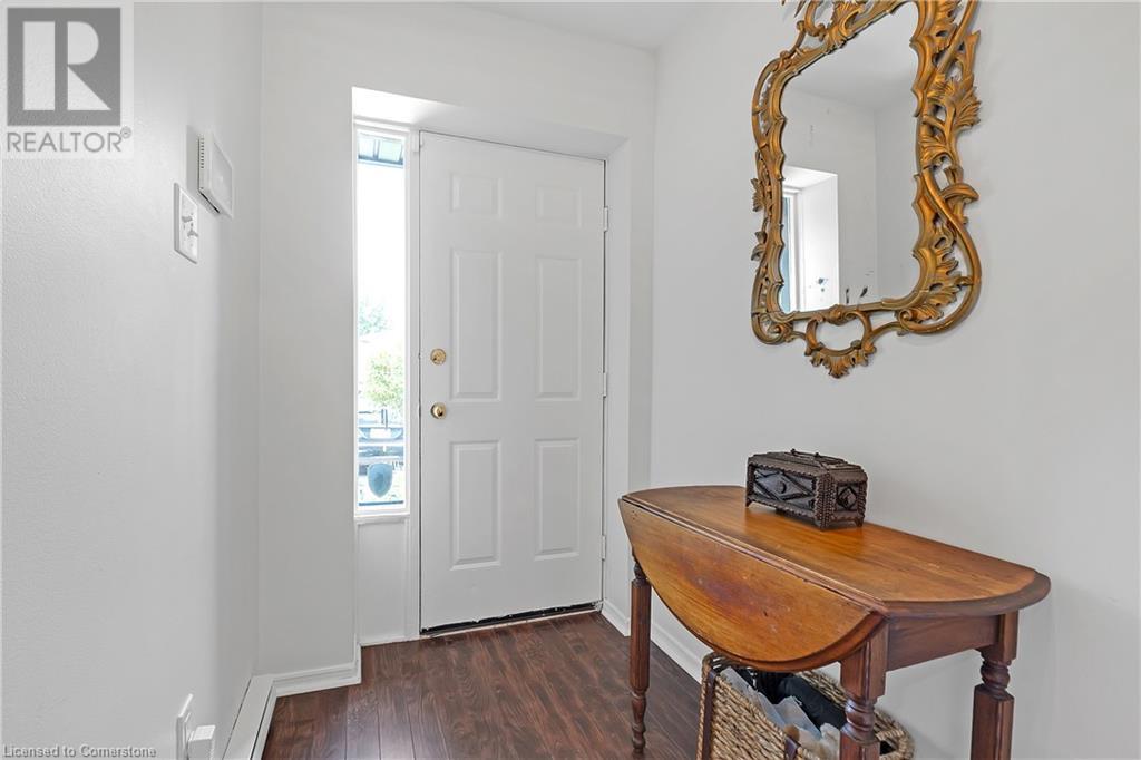 Property at 23 MACAULAY Street W Unit# 3 image 3