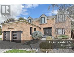 11 GATCOMBE CIRCLE, Richmond Hill, Ontario