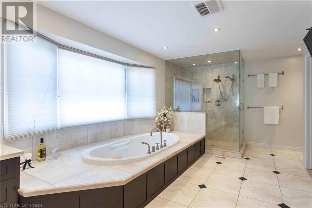 2150 Elmhurst Avenue, Oakville, Ontario  L6J 5G2 - Photo 19 - 40656031