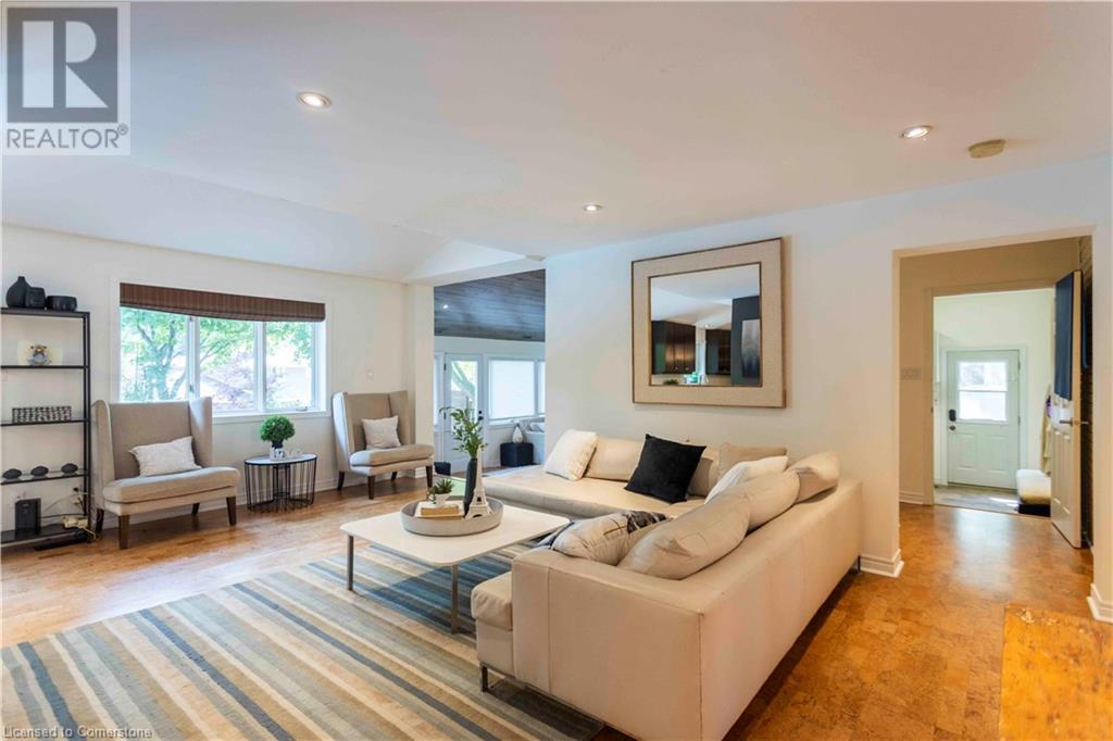 2150 Elmhurst Avenue, Oakville, Ontario  L6J 5G2 - Photo 7 - 40656031