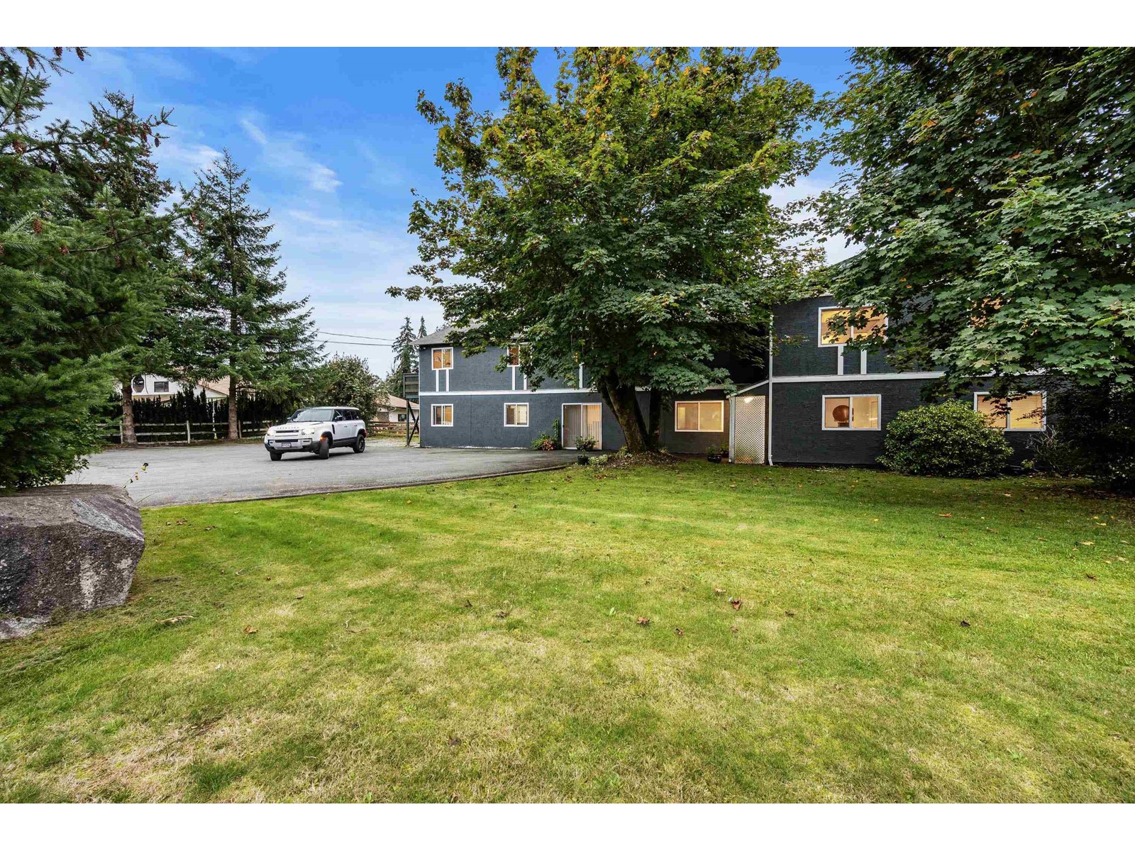 24664 52 Avenue, Langley, British Columbia  V2Z 1E2 - Photo 1 - R2931277