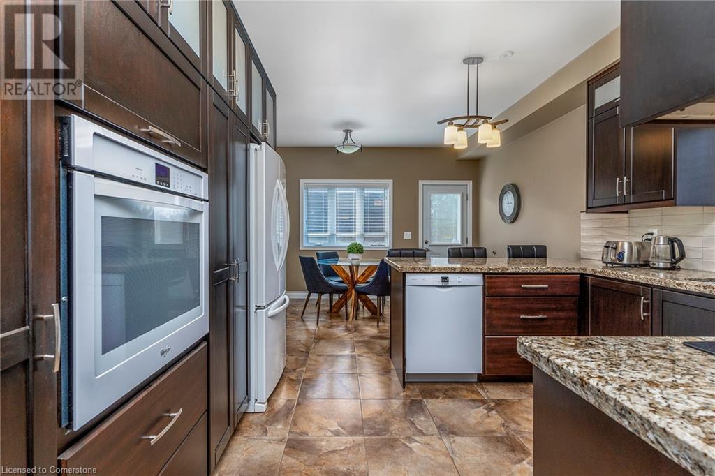 5 Battle Street, Thorold, Ontario  L2V 3W3 - Photo 8 - 40656362