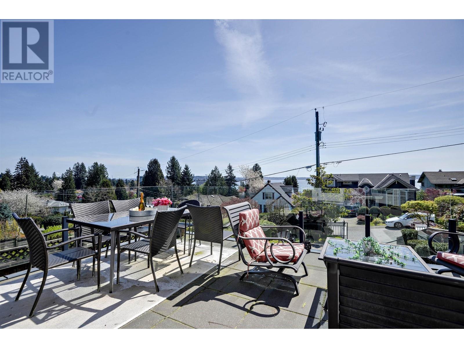 2567 Lawson Avenue, West Vancouver, British Columbia  V7V 2G1 - Photo 5 - R2931053