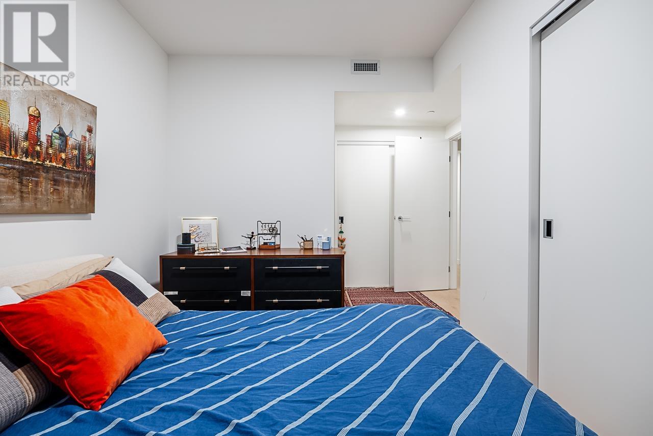 2108 200 KLAHANIE COURT