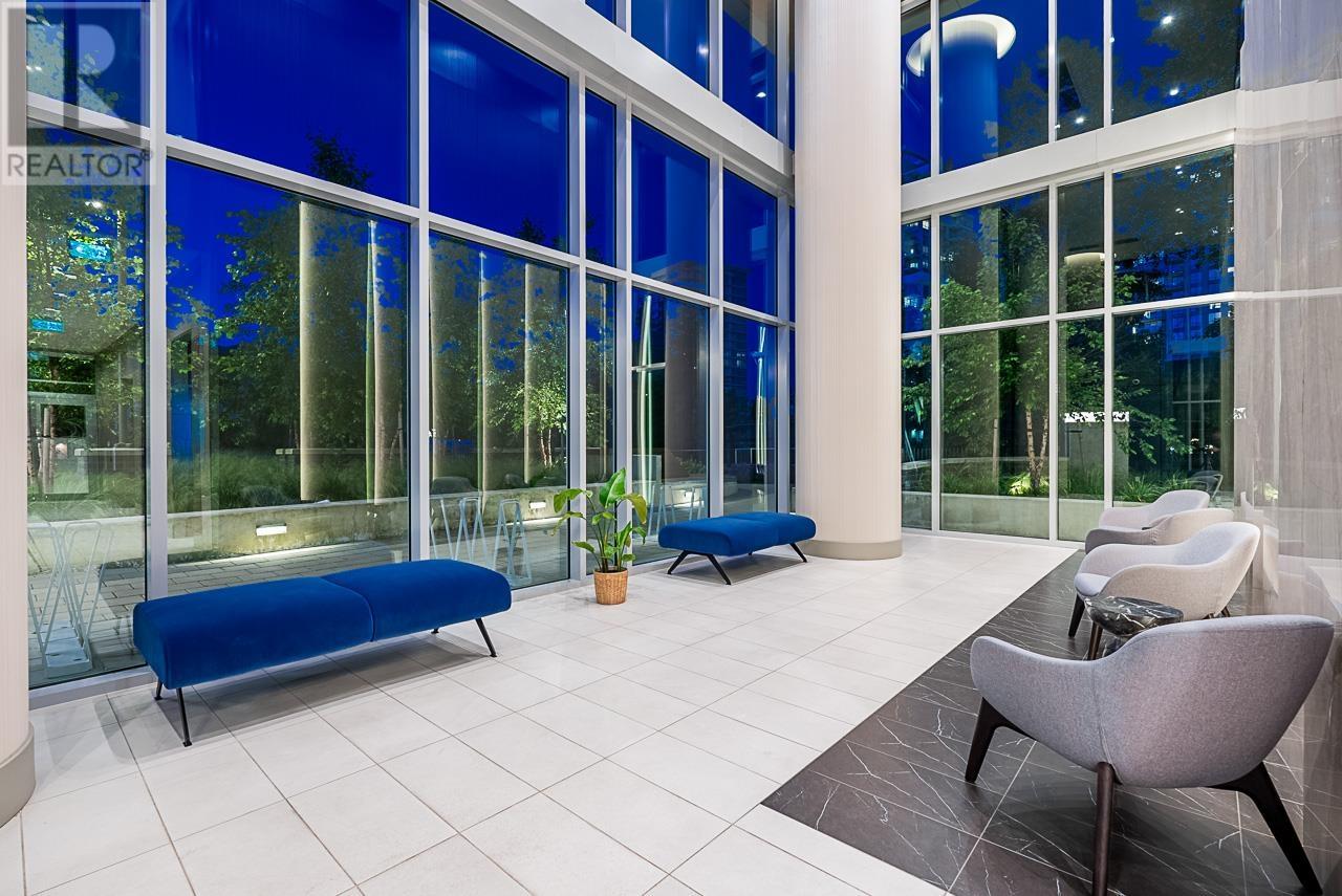 2108 200 KLAHANIE COURT