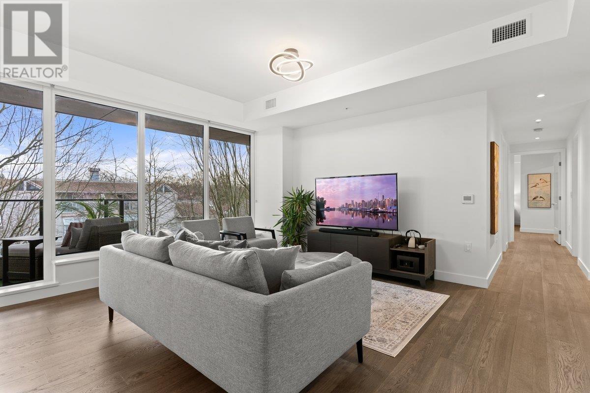 Listing Picture 5 of 30 : 304 717 W 17TH AVENUE, Vancouver / 溫哥華 - 魯藝地產 Yvonne Lu Group - MLS Medallion Club Member