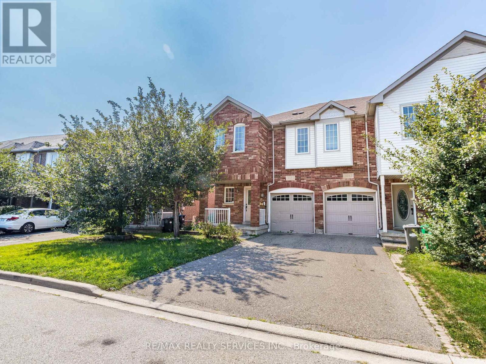 3051 Wrigglesworth Crescent, Mississauga (Churchill Meadows), Ontario  L5M 6W6 - Photo 2 - W9376181