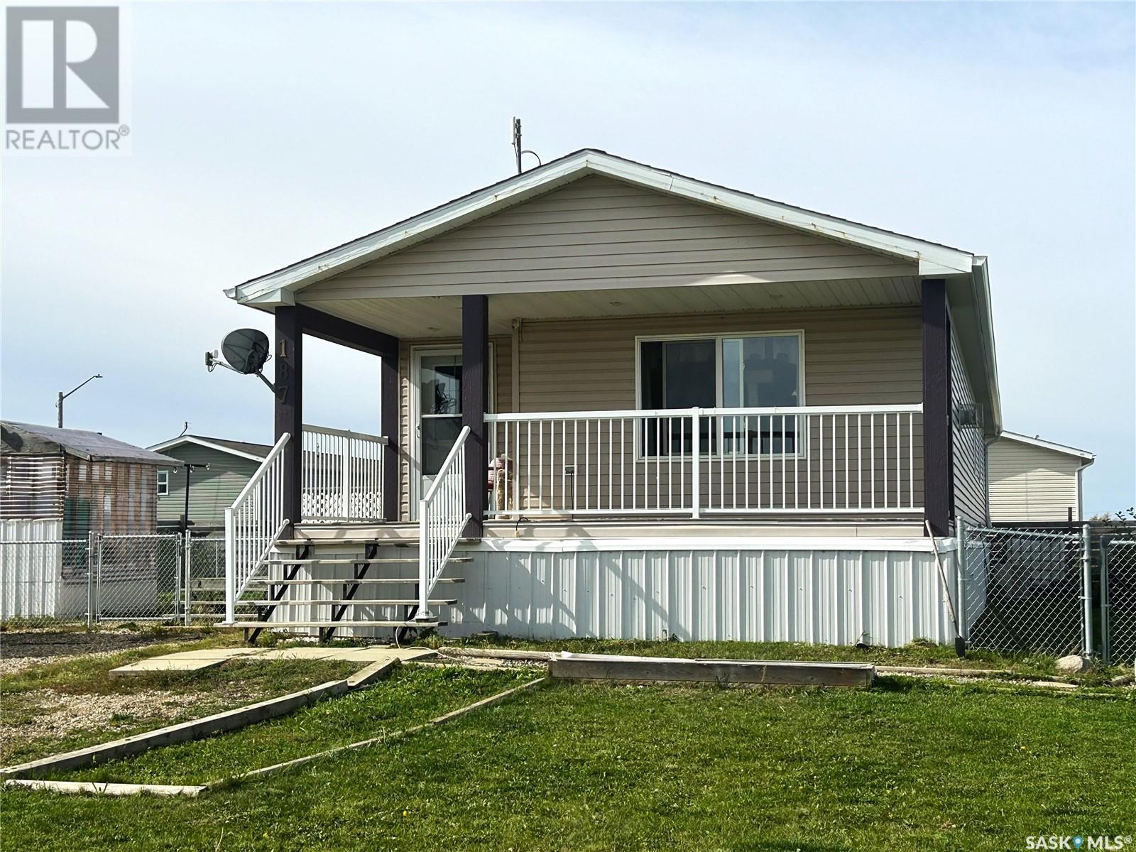 Property at 187 Robinson AVENUE image 1