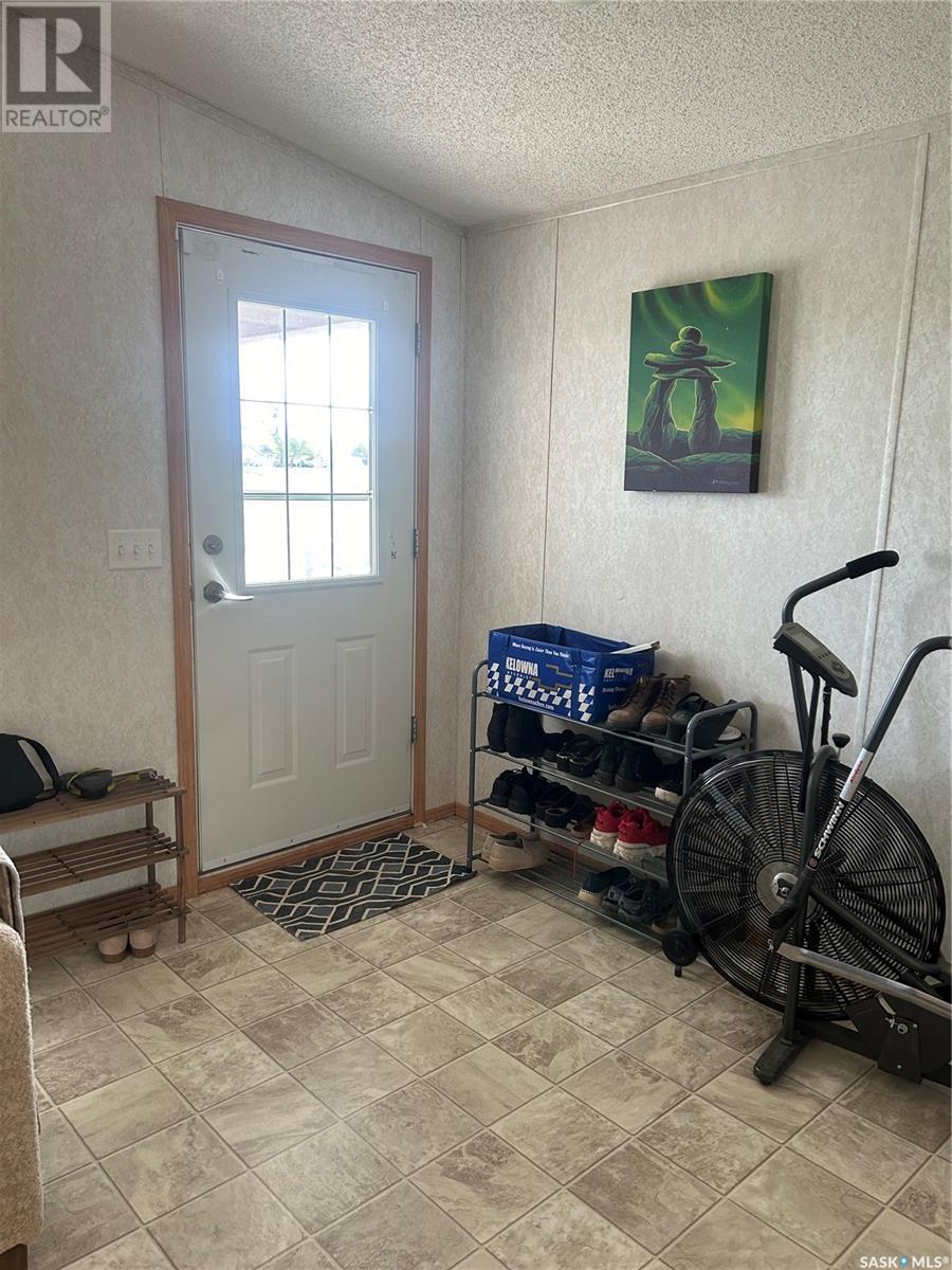 Property at 187 Robinson AVENUE image 4