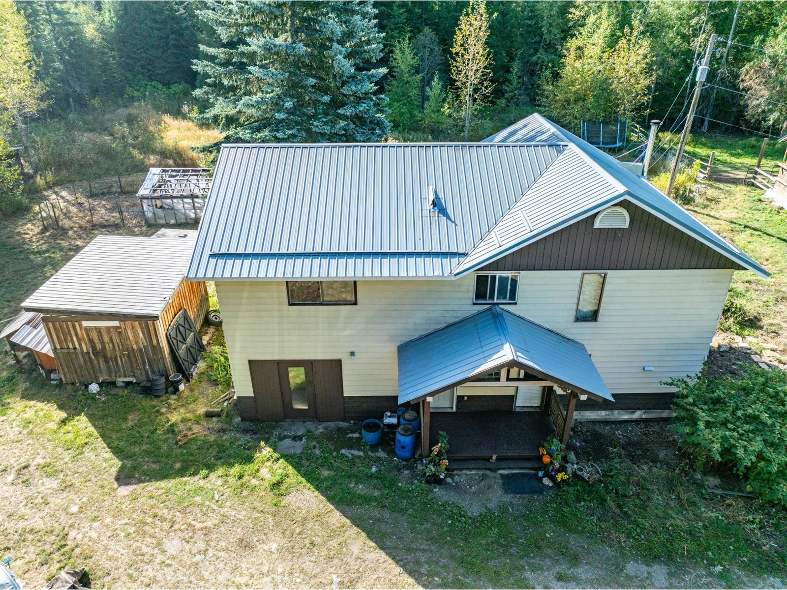 9905 Highway 6, Salmo, British Columbia  V0G 1Z0 - Photo 6 - 2479740