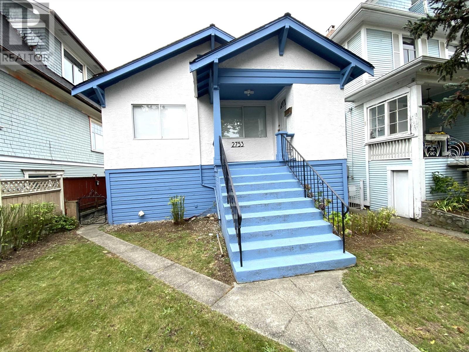 2753 DUNDAS STREET, vancouver, British Columbia