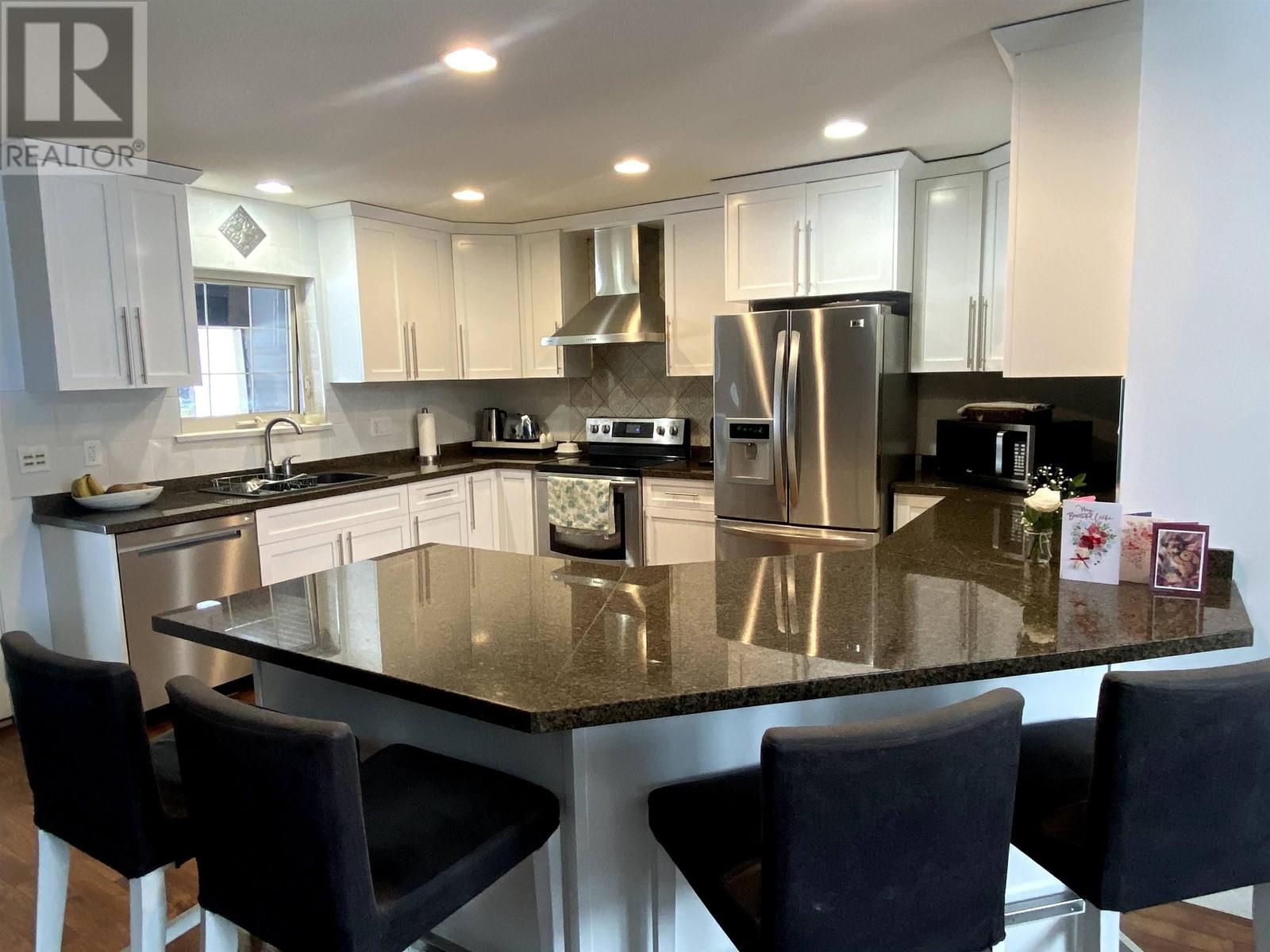 Property at 26 BLUEBERRY AVENUE image 5
