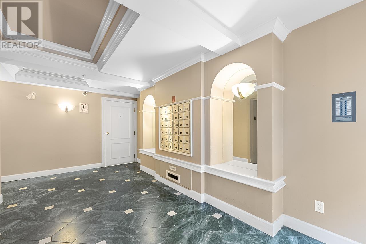 Listing Picture 4 of 17 : 203 8380 JONES ROAD, Richmond / 烈治文 - 魯藝地產 Yvonne Lu Group - MLS Medallion Club Member