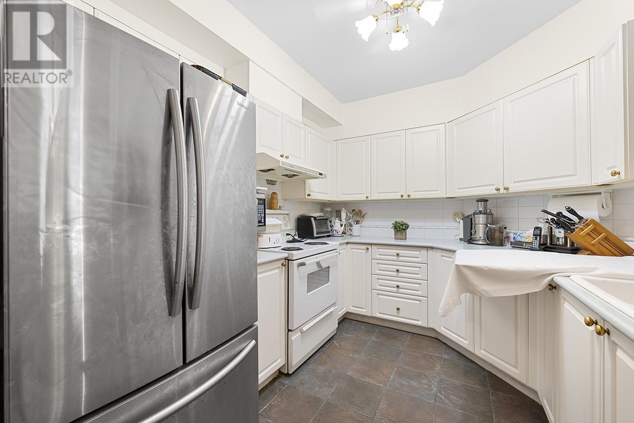 Listing Picture 8 of 17 : 203 8380 JONES ROAD, Richmond / 烈治文 - 魯藝地產 Yvonne Lu Group - MLS Medallion Club Member