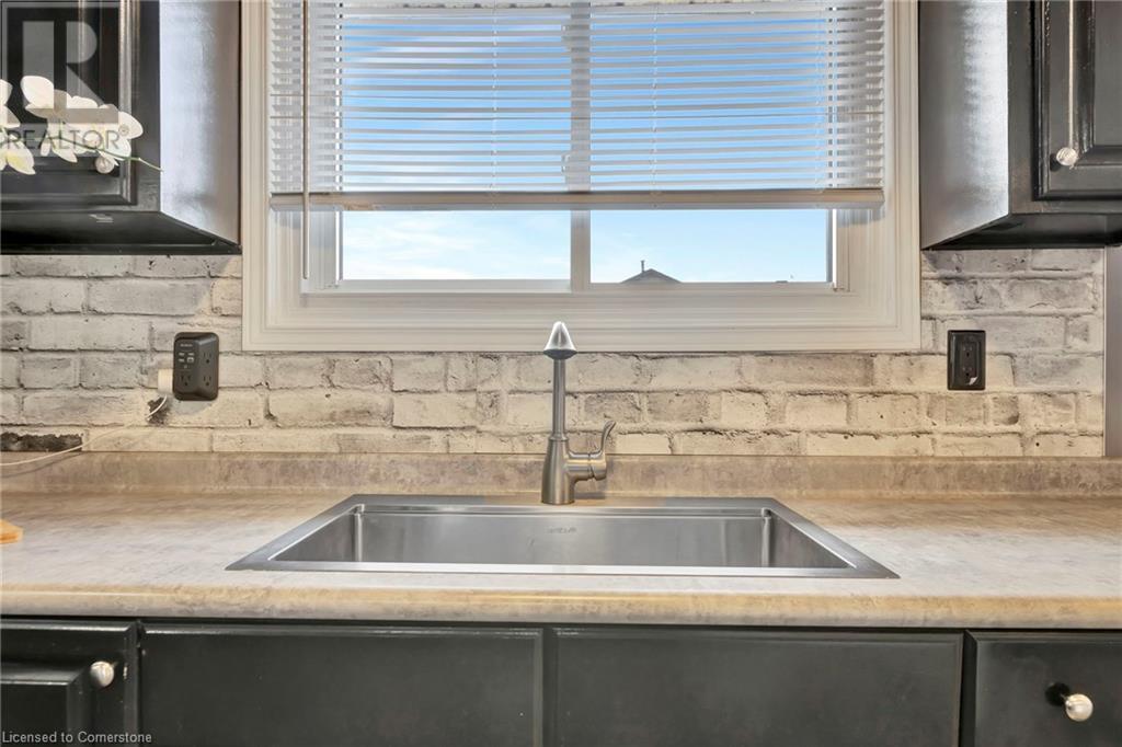 9 Beryl Street Unit# 9, Hamilton, Ontario L8T 4S7 - Photo 11 - 40656481