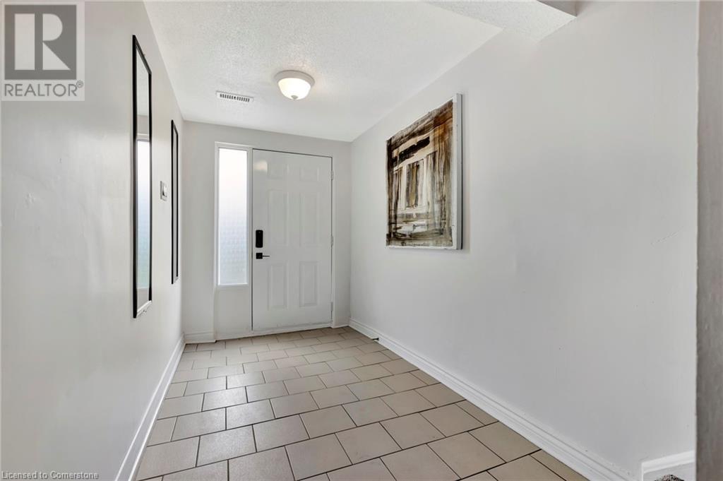 9 Beryl Street Unit# 9, Hamilton, Ontario L8T 4S7 - Photo 5 - 40656481