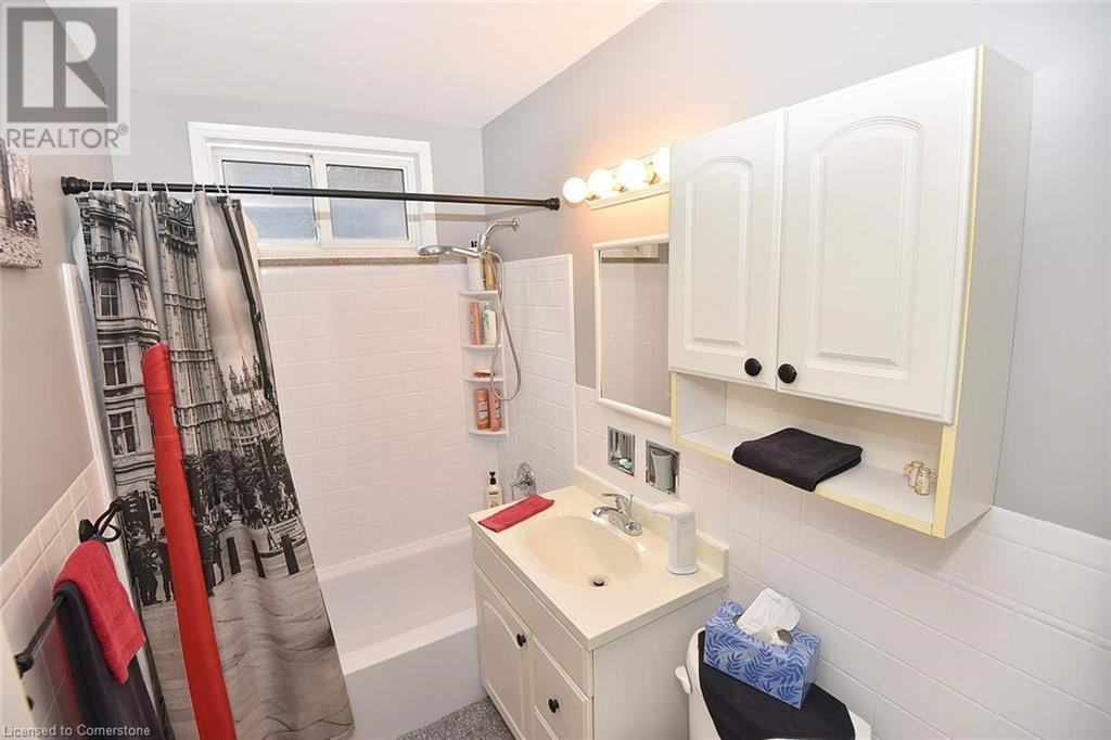 1066 Fennell Avenue E, Hamilton, Ontario  L8T 1R6 - Photo 20 - 40656225