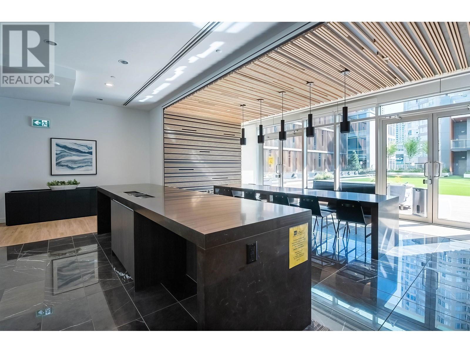 Listing Picture 34 of 40 : 2101 6080 MCKAY AVENUE, Burnaby / 本拿比 - 魯藝地產 Yvonne Lu Group - MLS Medallion Club Member