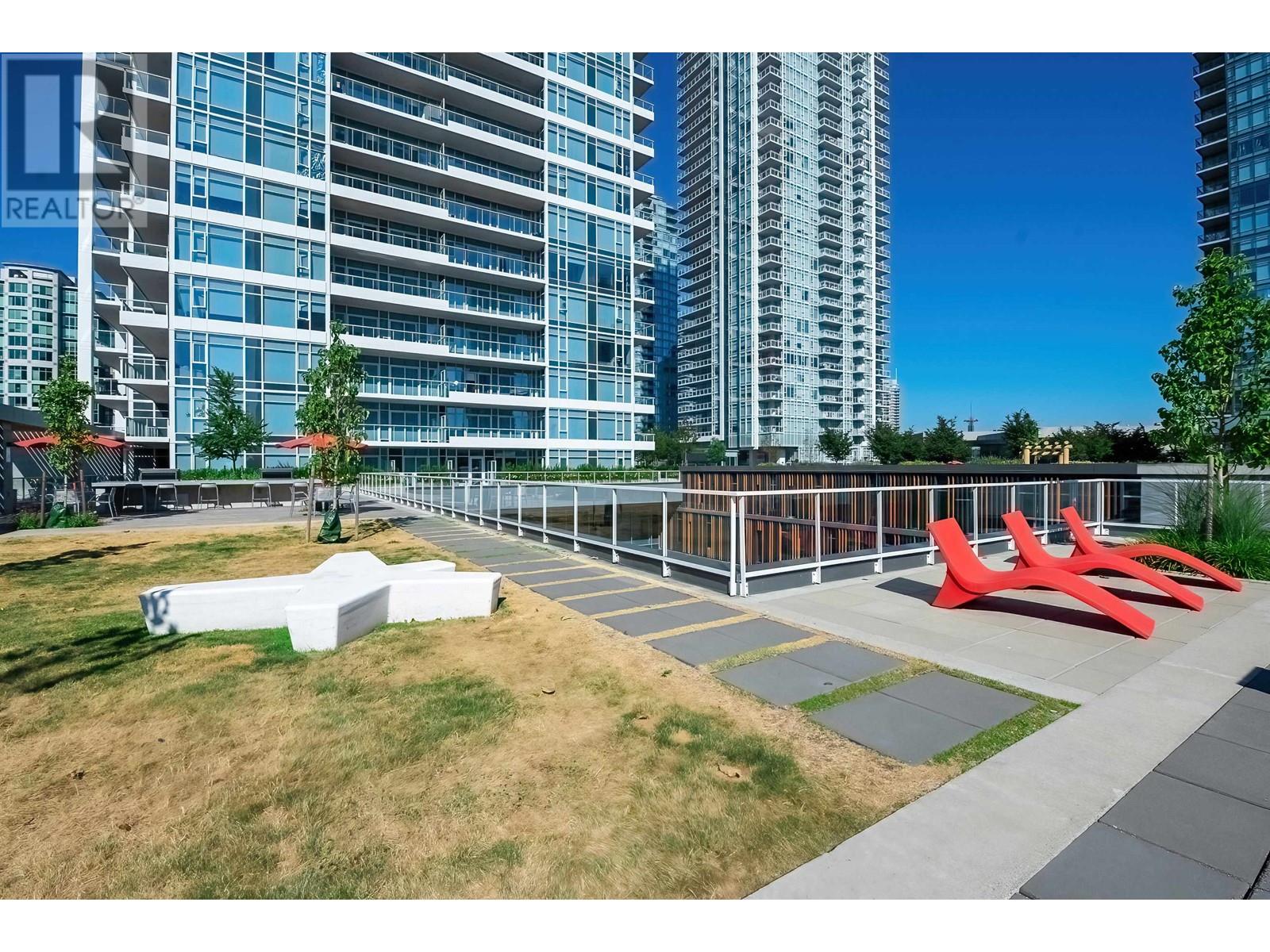 Listing Picture 31 of 40 : 2101 6080 MCKAY AVENUE, Burnaby / 本拿比 - 魯藝地產 Yvonne Lu Group - MLS Medallion Club Member