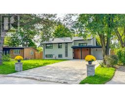 12 CHATFIELD DRIVE, Toronto, Ontario