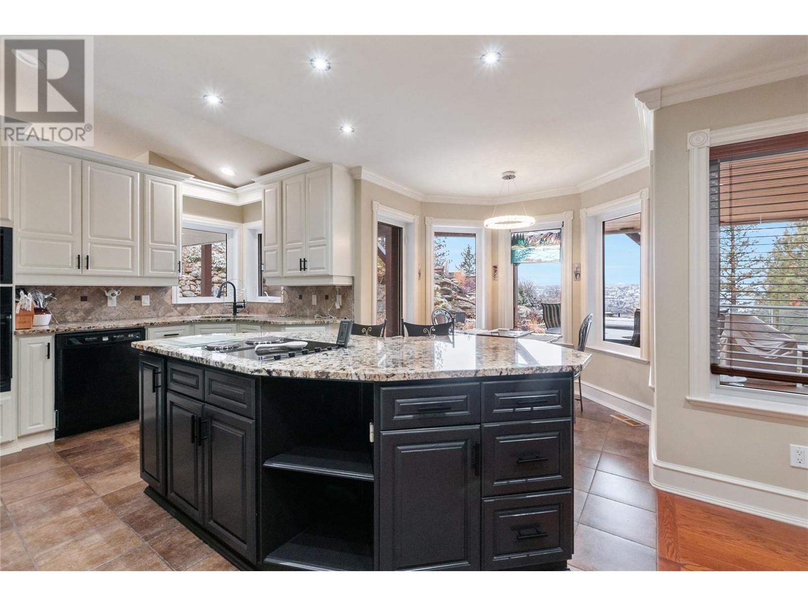 Property at 286 One Quail Place image 5