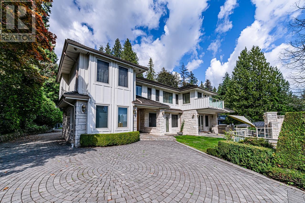 Property at 1361 MATHERS AVENUE image 2