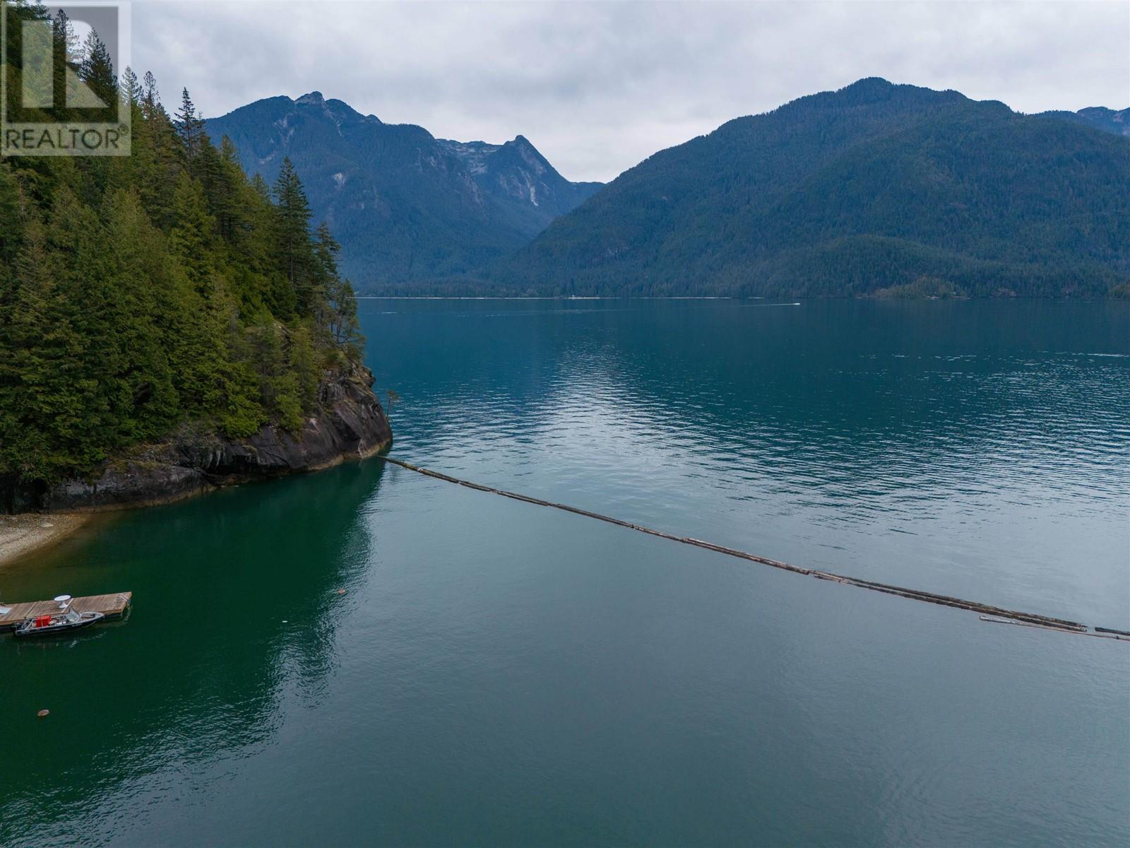 3 Seal Bay, Pitt Meadows, British Columbia  V0V 0V0 - Photo 16 - R2931368