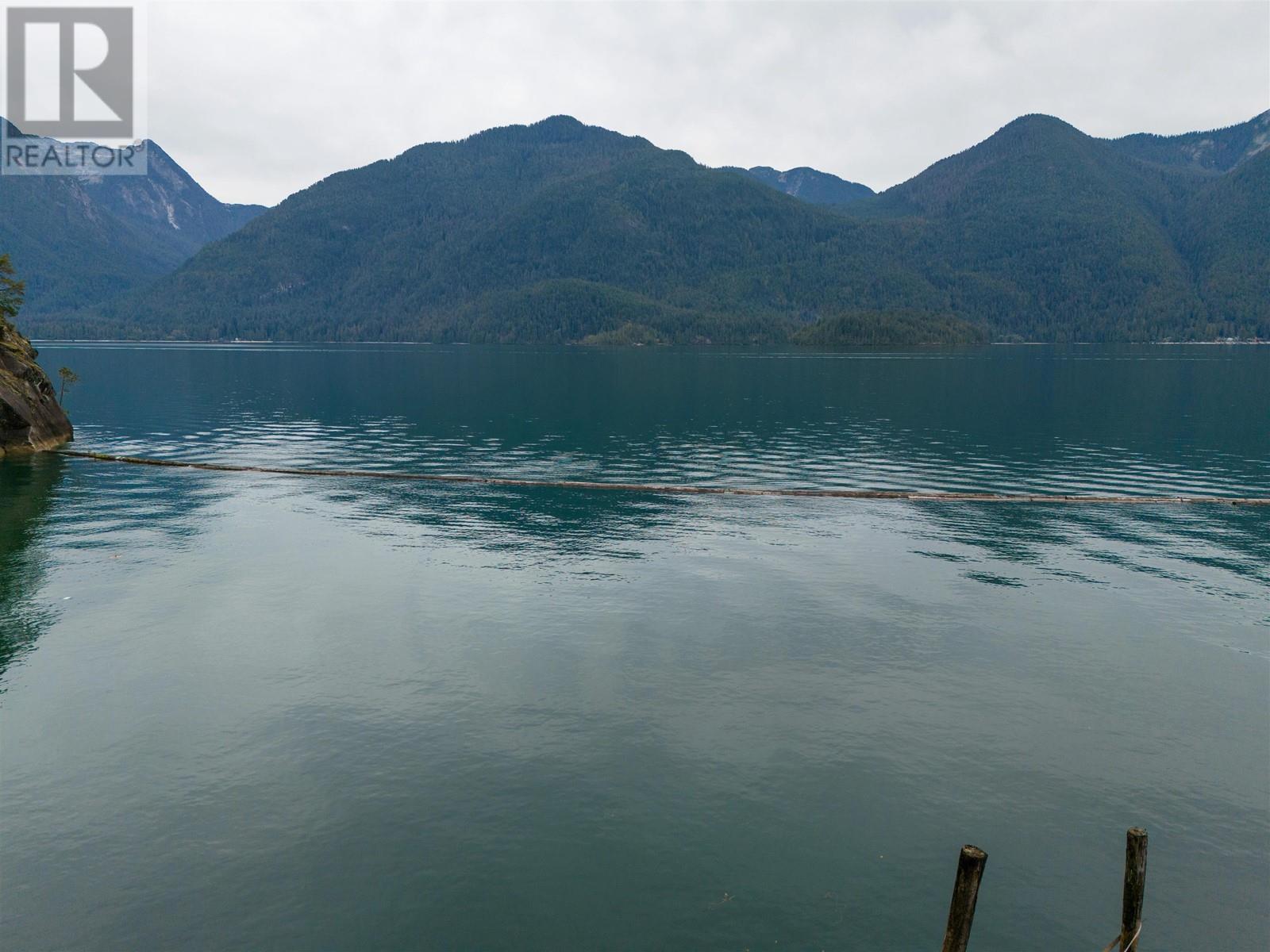 3 Seal Bay, Pitt Meadows, British Columbia  V0V 0V0 - Photo 19 - R2931368