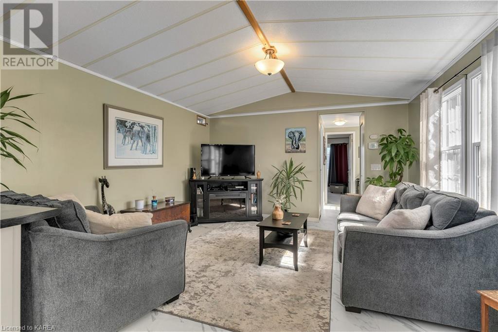 17 Elm Street, Napanee, Ontario  K7R 0E9 - Photo 16 - 40656142