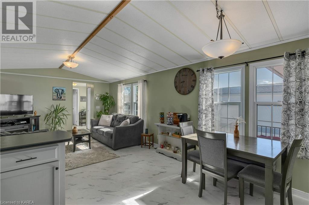 17 Elm Street, Napanee, Ontario  K7R 0E9 - Photo 11 - 40656142