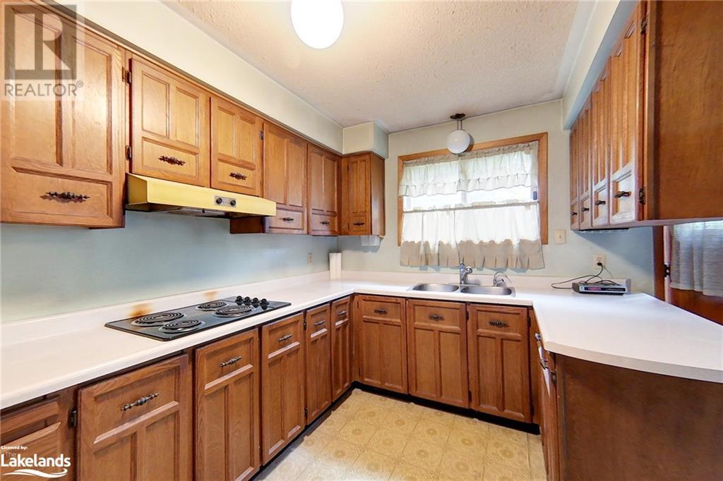 828 Oxbow Park Drive, Wasaga Beach, Ontario  L9Z 2V1 - Photo 22 - 40624752