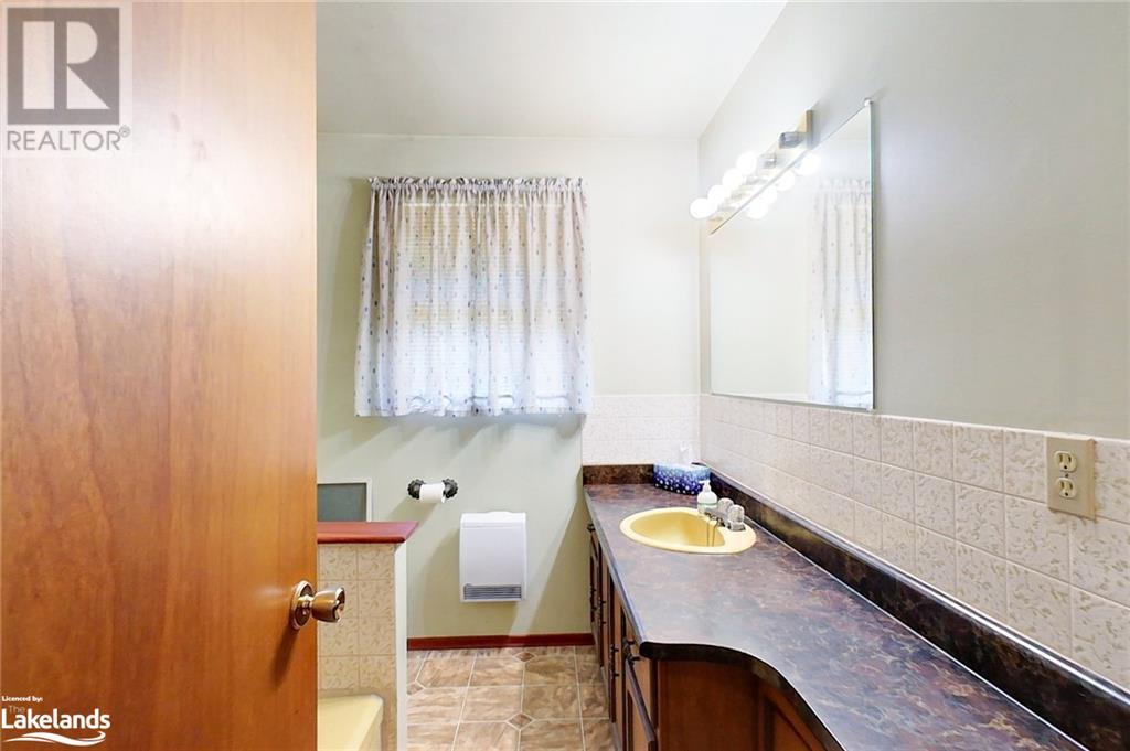 828 Oxbow Park Drive, Wasaga Beach, Ontario  L9Z 2V1 - Photo 31 - 40624752