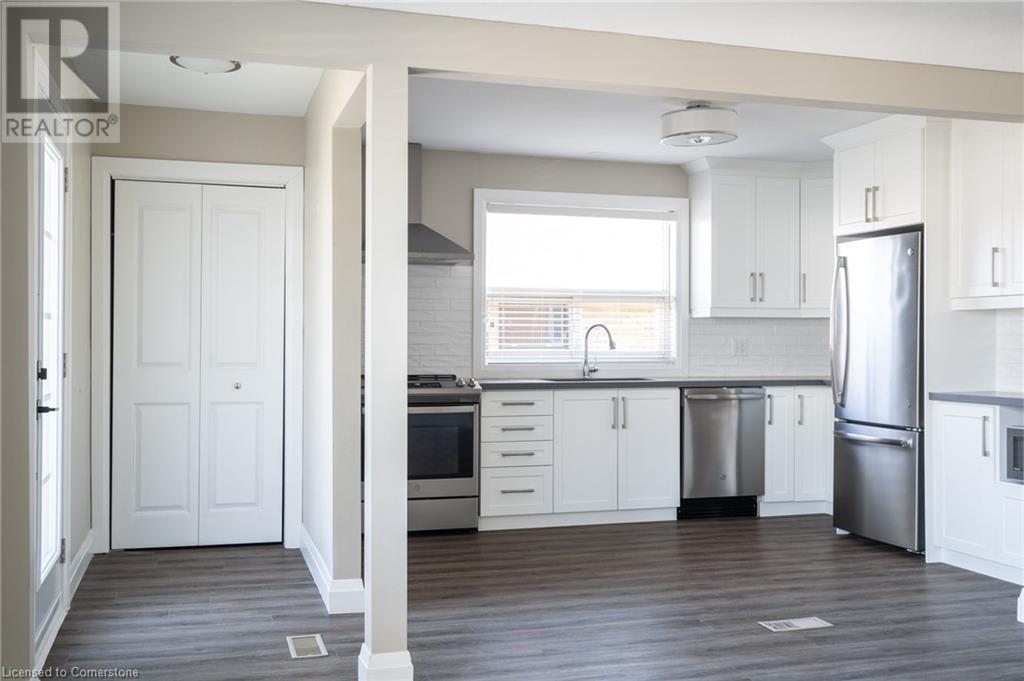 367 East 18th Street Unit# 1, Hamilton, Ontario L9A 4P7 - Photo 9 - 40656598