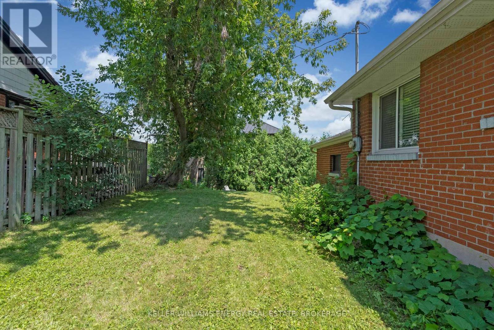 33 Beatty Road, Ajax (Central), Ontario  L1S 1Z1 - Photo 21 - E9377477