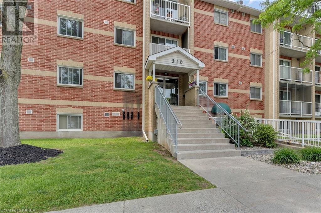 310 Kingsdale Avenue Unit# 101, Kingston, Ontario  K7M 8S1 - Photo 3 - 40656585