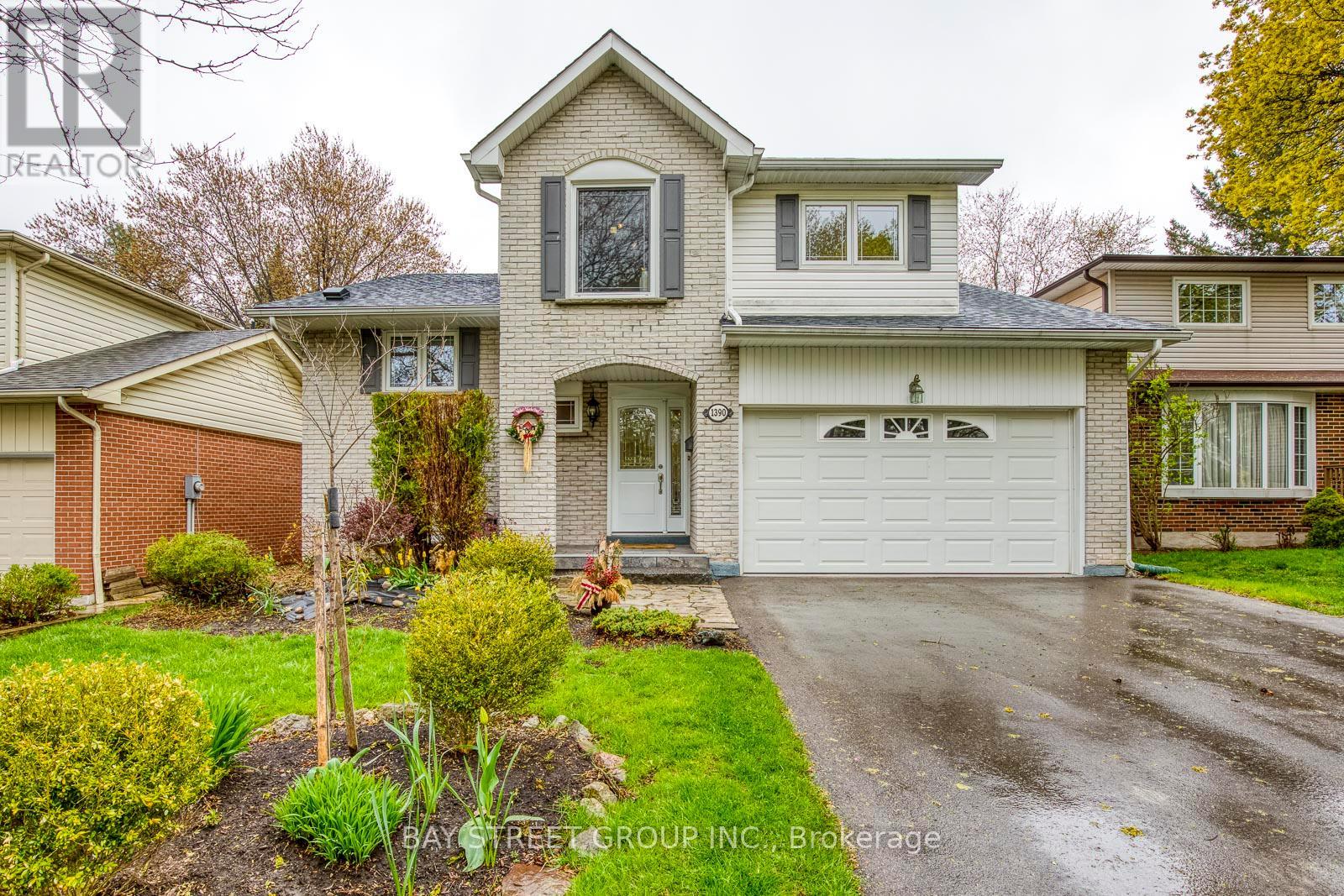 1390 HASTINGS ROAD Oakville (Iroquois Ridge South)