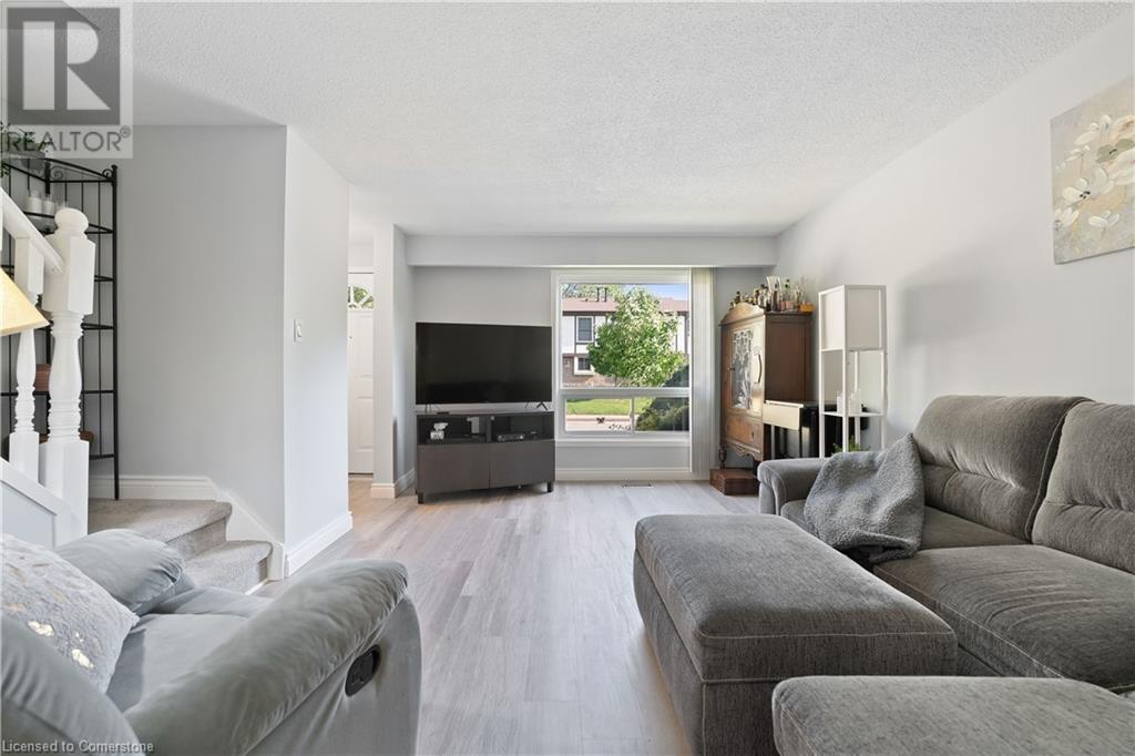 25 Linfield Drive Unit# 61, St. Catharines, Ontario L2N 5T7 - Photo 5 - 40656808