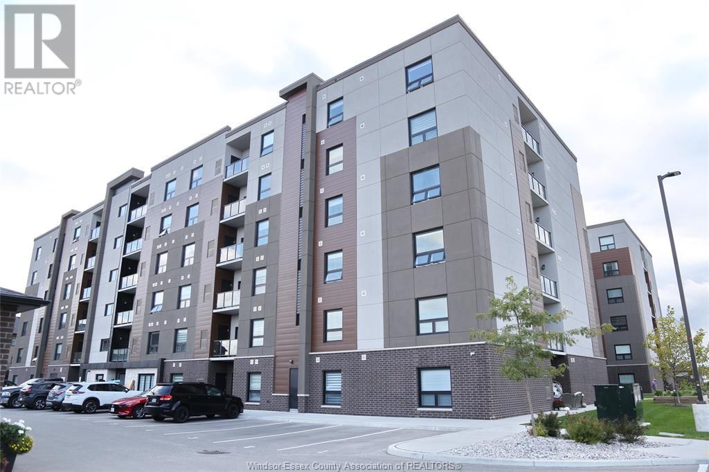 MLS# 24023628: 728 BROWNSTONE Unit# 409, Lakeshore, Canada