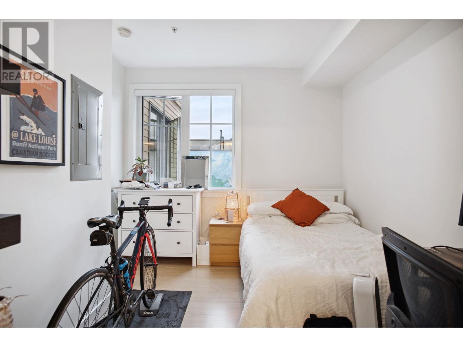 Listing Picture 13 of 20 : 309 2528 COLLINGWOOD STREET, Vancouver / 溫哥華 - 魯藝地產 Yvonne Lu Group - MLS Medallion Club Member