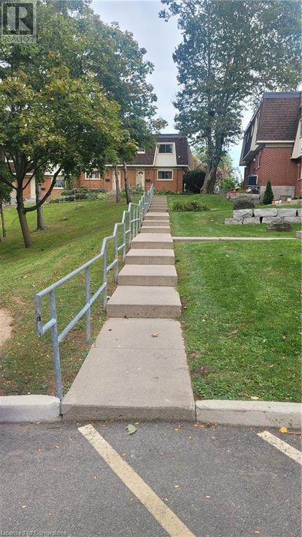 125 Bonaventure Drive Unit# 54, Hamilton, Ontario  L9C 5Y9 - Photo 8 - 40656385