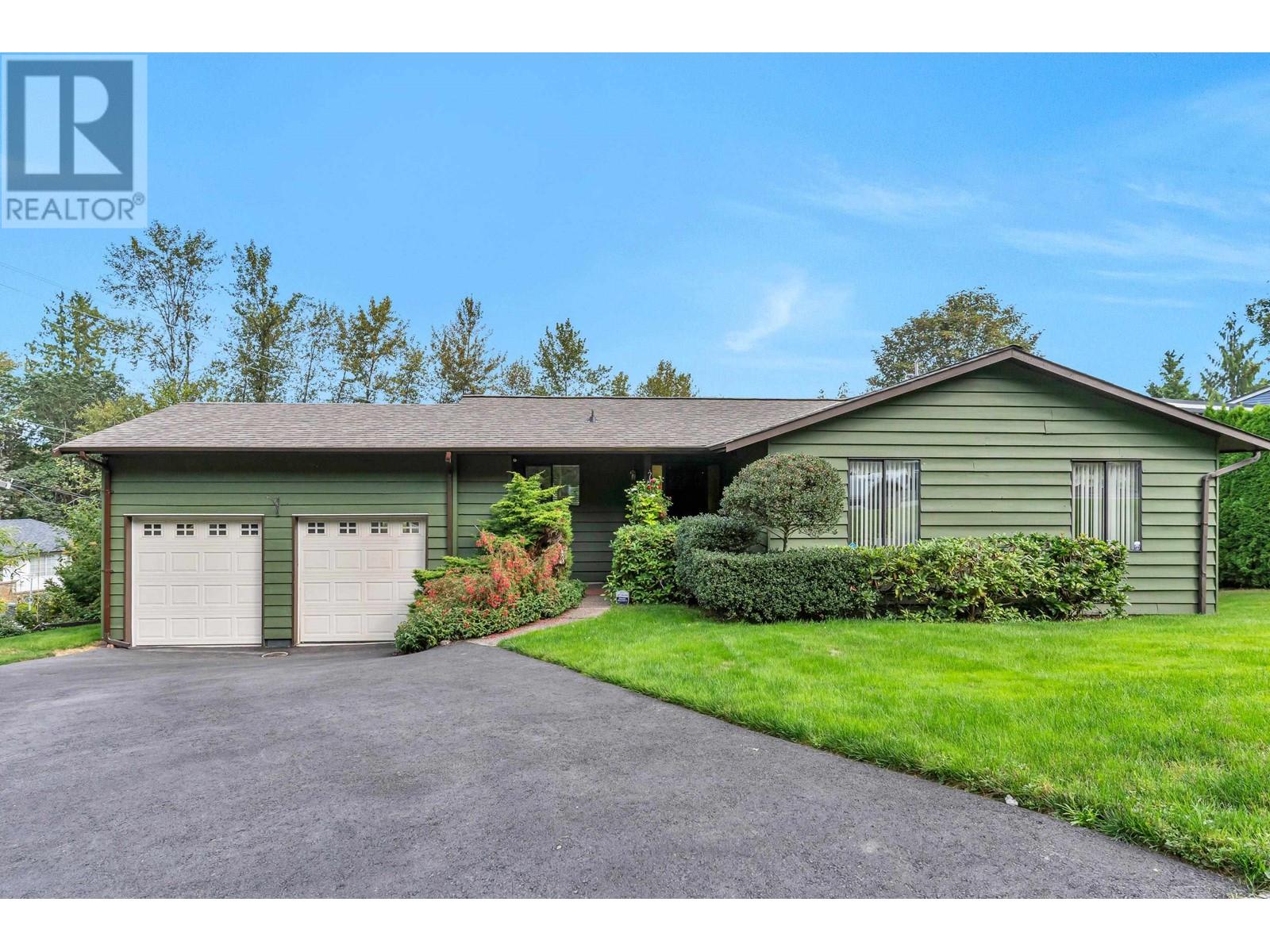 2 Noble Court, Port Moody, British Columbia  V3H 3Z5 - Photo 1 - R2931686