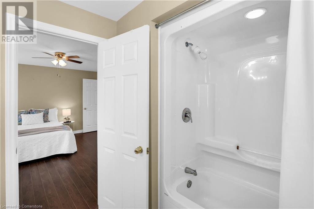 4577 Sara Lane, Beamsville, Ontario  L3J 0W1 - Photo 18 - 40656480