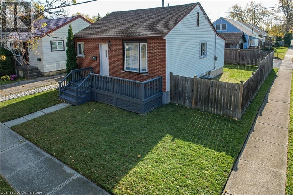 6 Homewood Avenue, St. Catharines, Ontario  L2M 5L4 - Photo 1 - 40656923