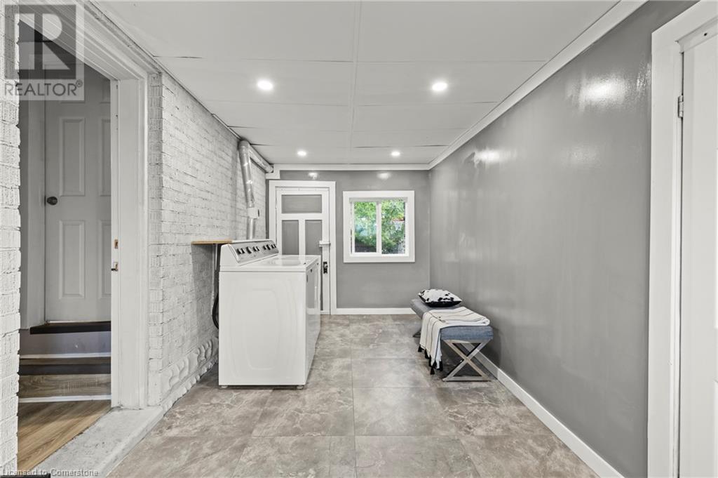 735 Upper Gage Avenue, Hamilton, Ontario L8V 4J9 - Photo 27 - 40656953