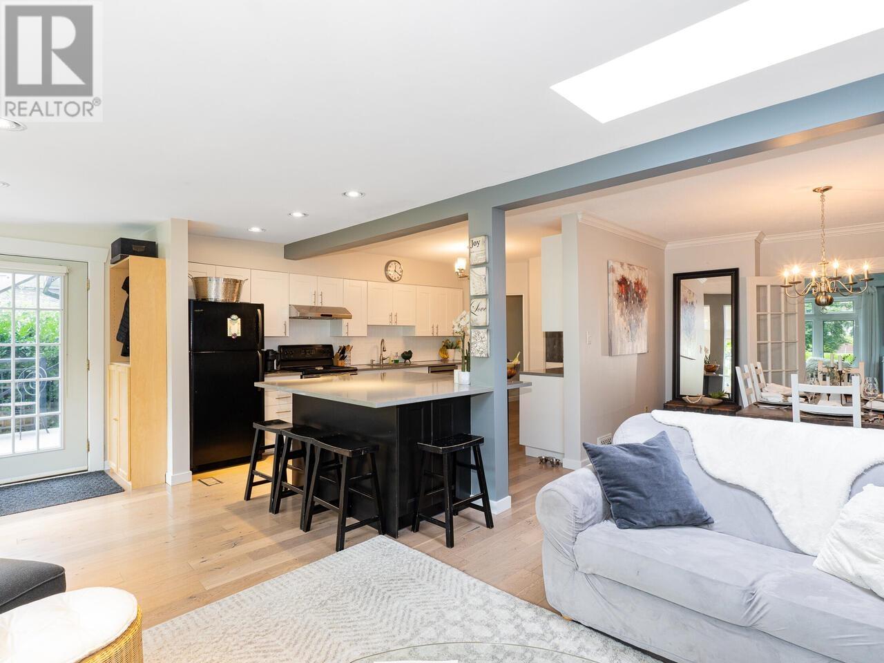 Listing Picture 7 of 40 : 3706 W KING EDWARD AVENUE, Vancouver / 溫哥華 - 魯藝地產 Yvonne Lu Group - MLS Medallion Club Member
