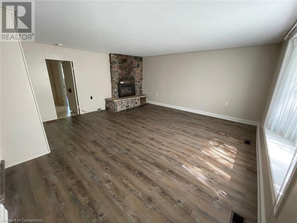 188 Mill Street N Unit# 1, Waterdown, Ontario L9H 2L4 - Photo 3 - 40657014