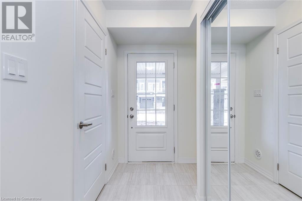 144 Christopher Road, Oakville, Ontario L6H 0X9 - Photo 4 - 40657022