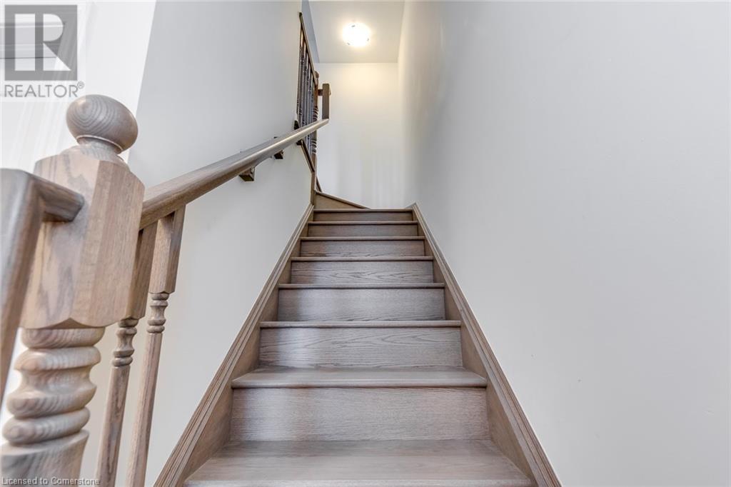 144 Christopher Road, Oakville, Ontario L6H 0X9 - Photo 6 - 40657022